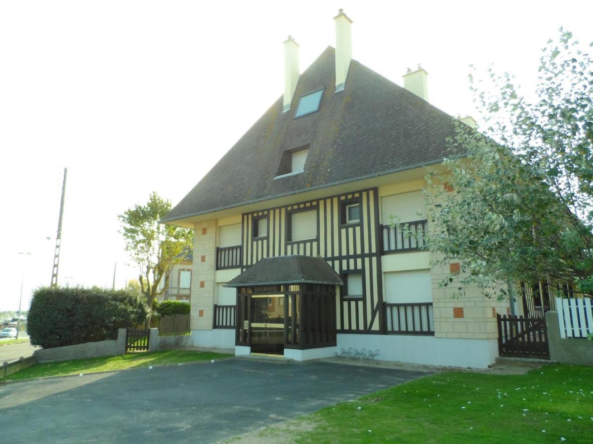 Appartement Confortable 2P Proche Plage Avec Parking Et Internet A Cabourg - Fr-1-487-302 外观 照片